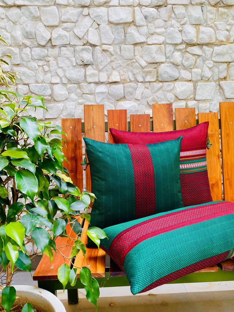 Dvayi - Reversible designs / Dual looks